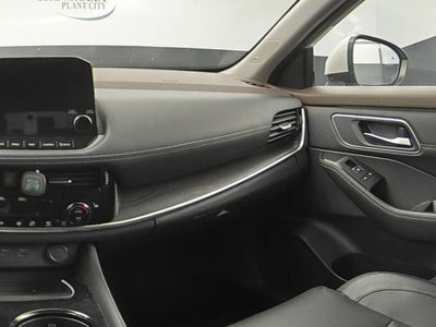 2022 Nissan Rogue Platinum Intelligent AWD