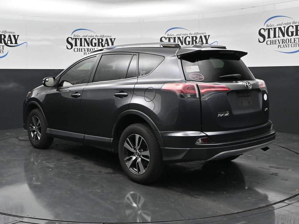 2017 Toyota RAV4 XLE