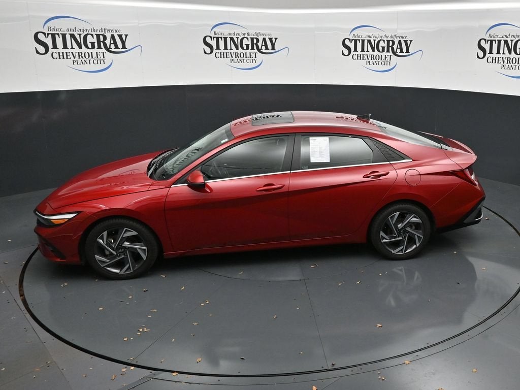2025 Hyundai Elantra Limited