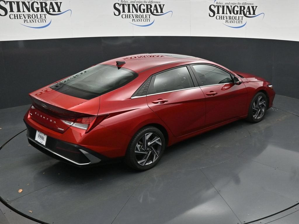 2025 Hyundai Elantra Limited
