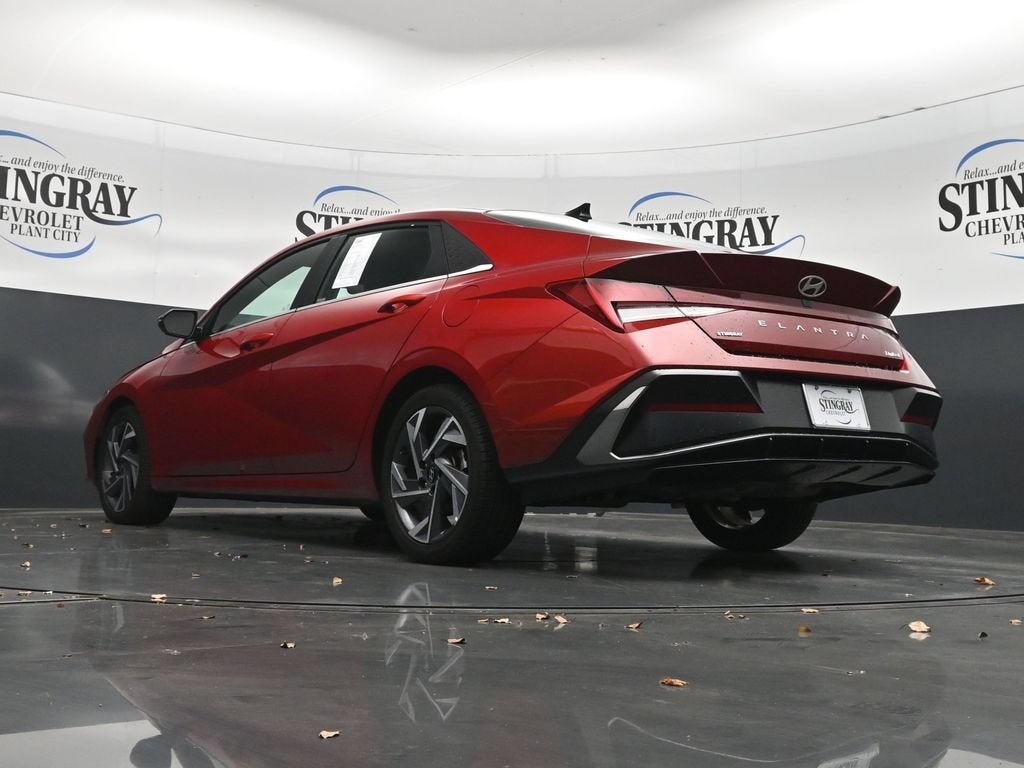 2025 Hyundai Elantra Limited