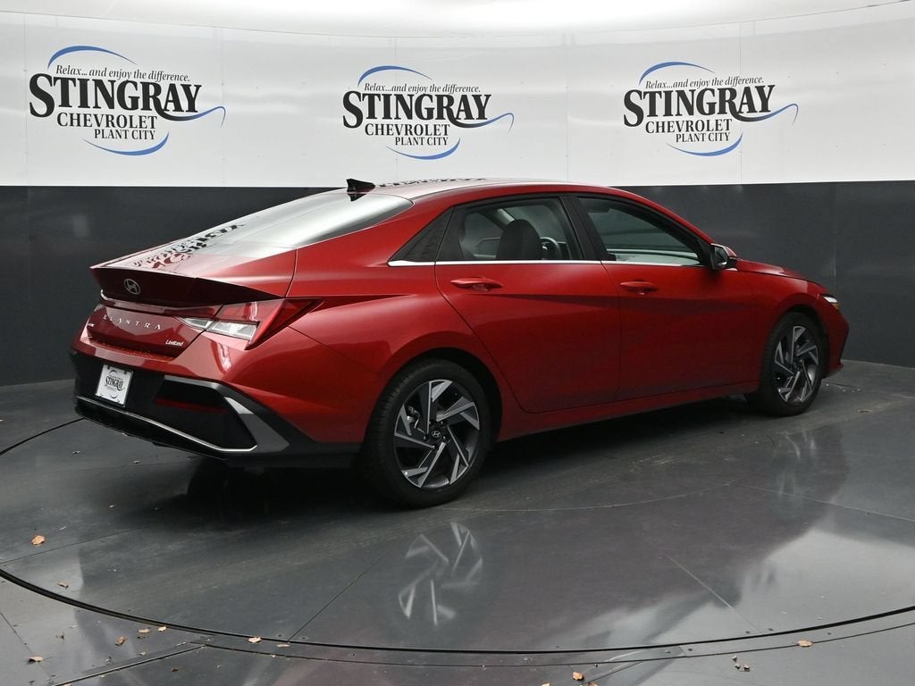 2025 Hyundai Elantra Limited