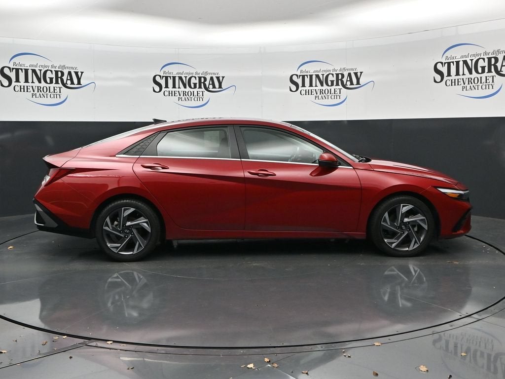 2025 Hyundai Elantra Limited