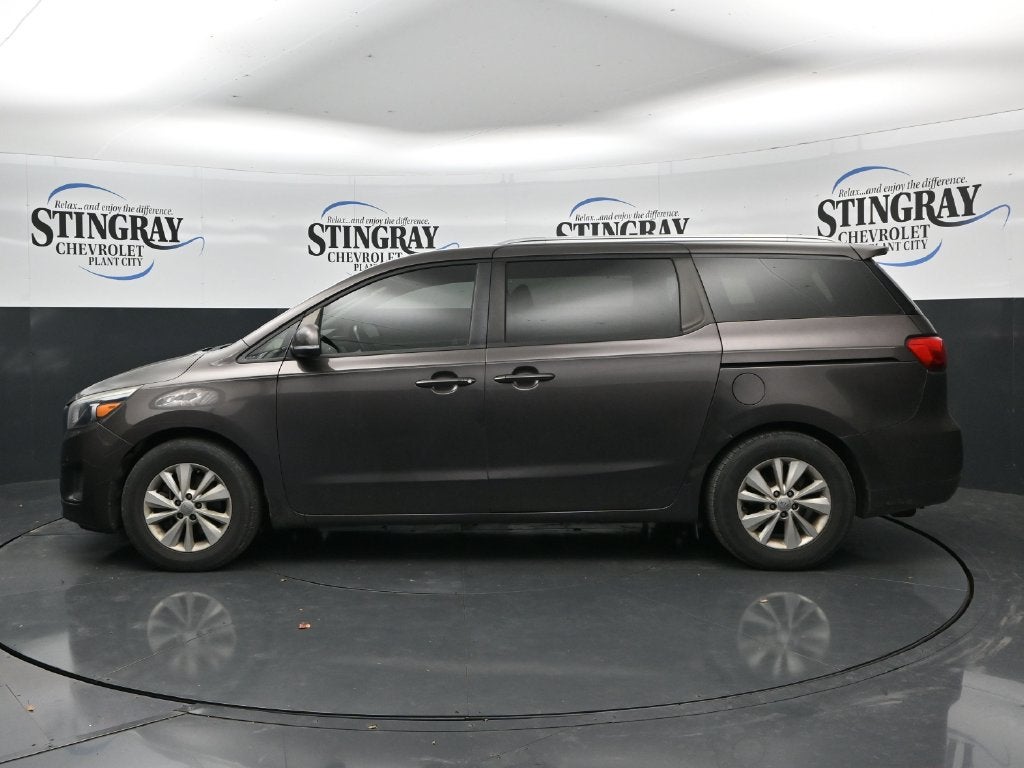 2017 Kia Sedona LX