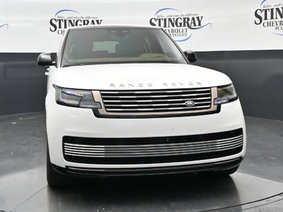 2026 Land Rover Range Rover SV