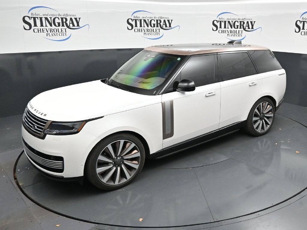 2026 Land Rover Range Rover SV