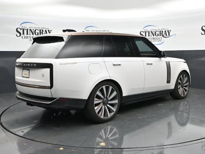 2026 Land Rover Range Rover SV