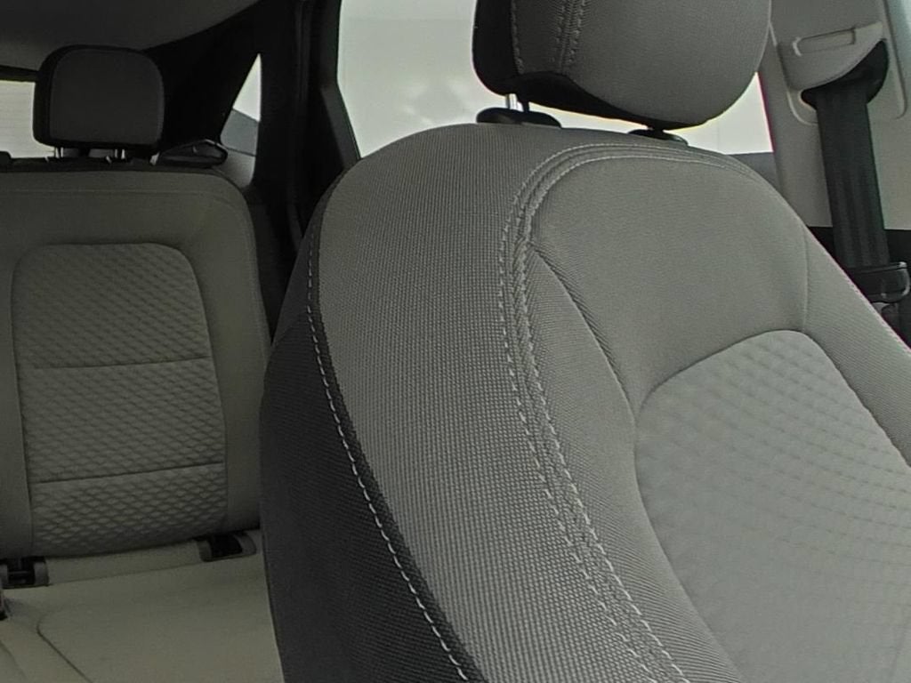 2022 Ford Escape SE Hybrid