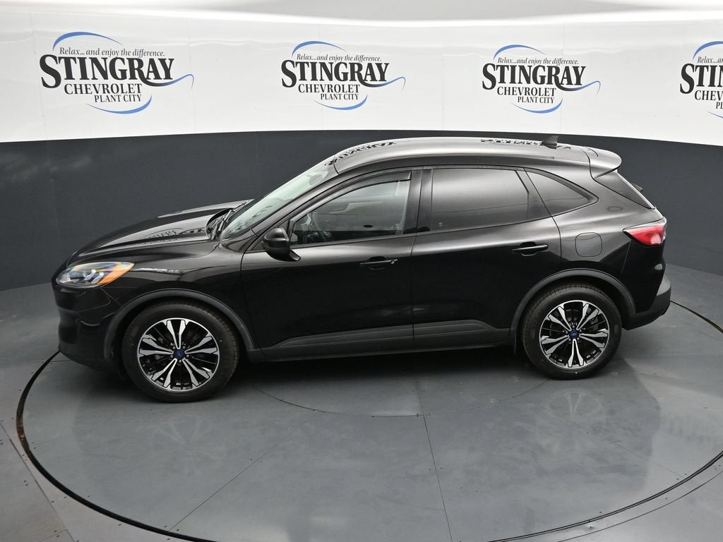 2022 Ford Escape SE Hybrid