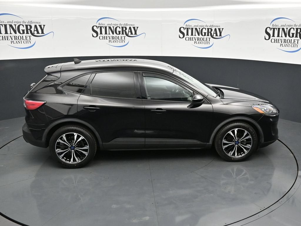 2022 Ford Escape SE Hybrid