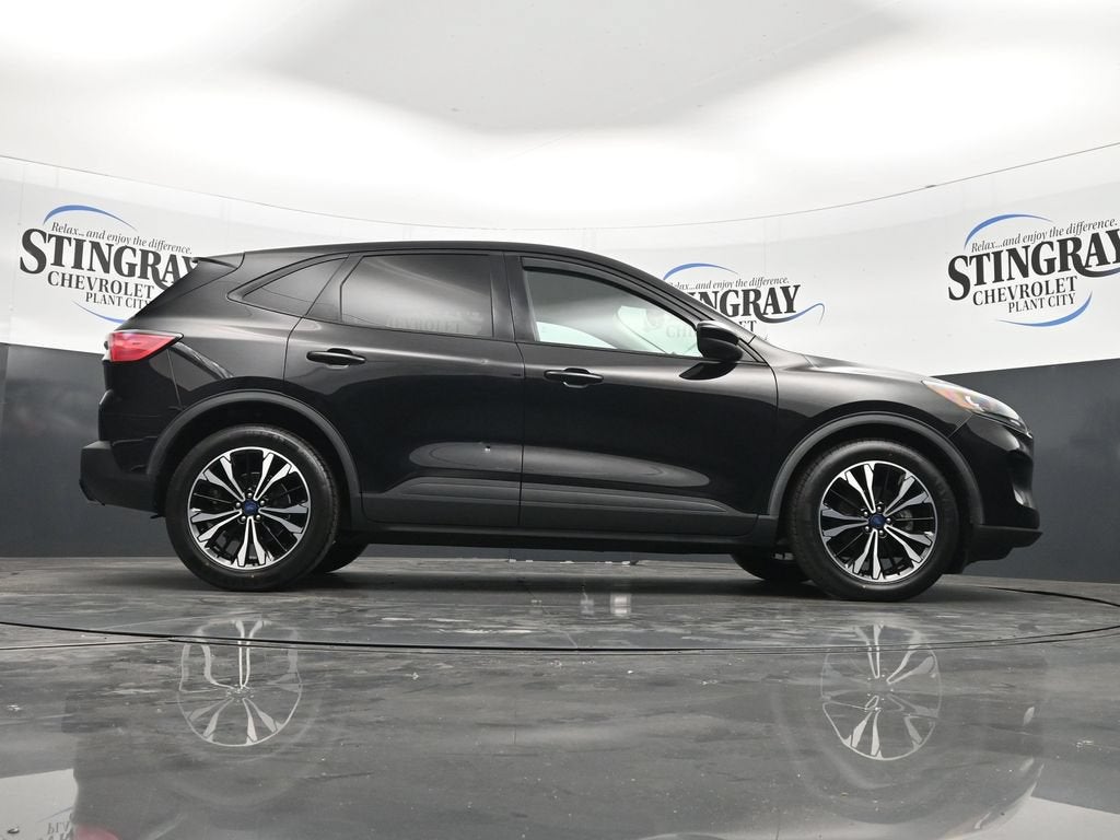 2022 Ford Escape SE Hybrid