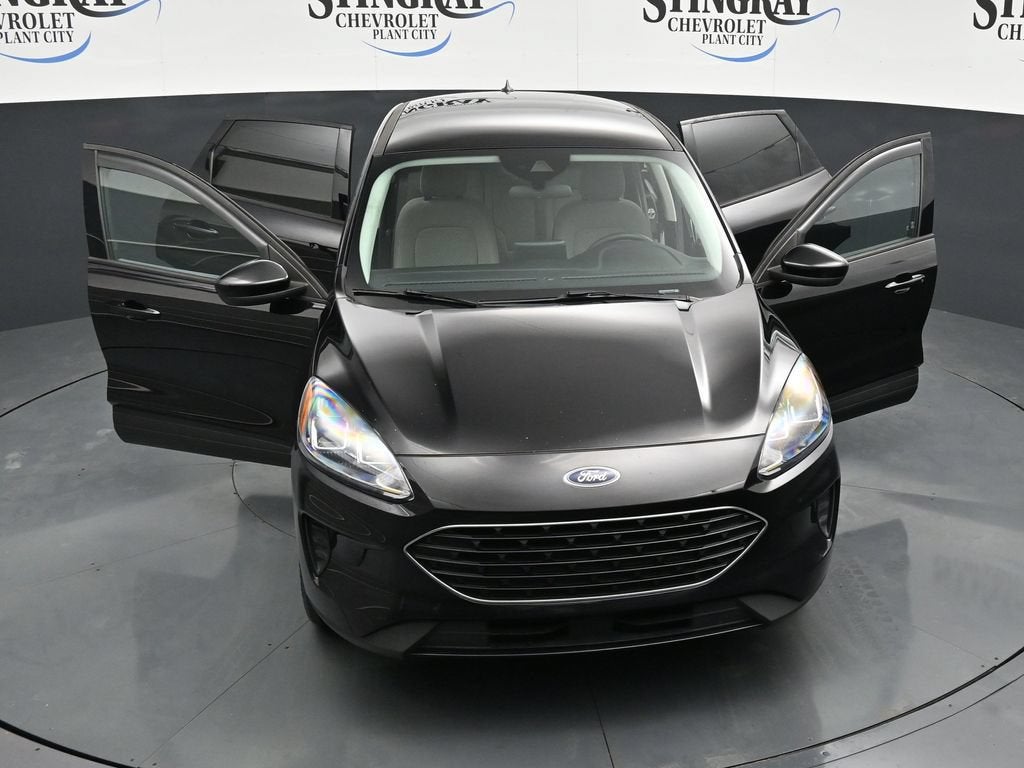 2022 Ford Escape SE Hybrid