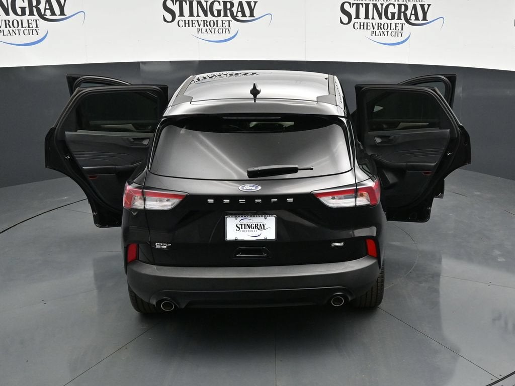 2022 Ford Escape SE Hybrid