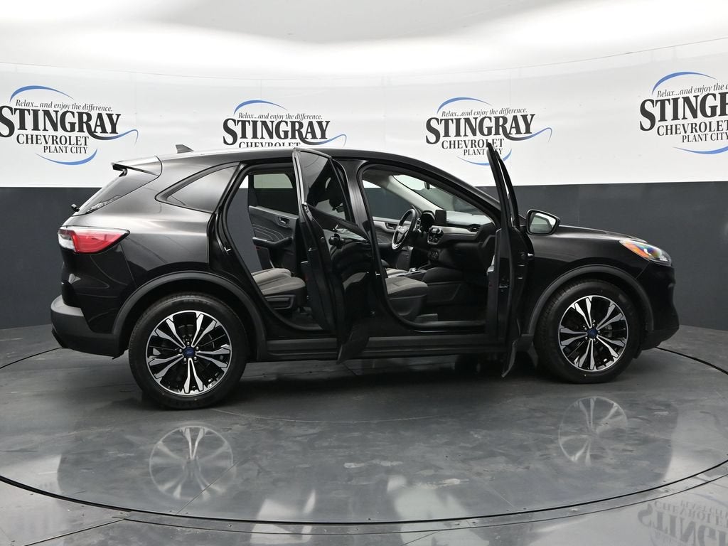 2022 Ford Escape SE Hybrid