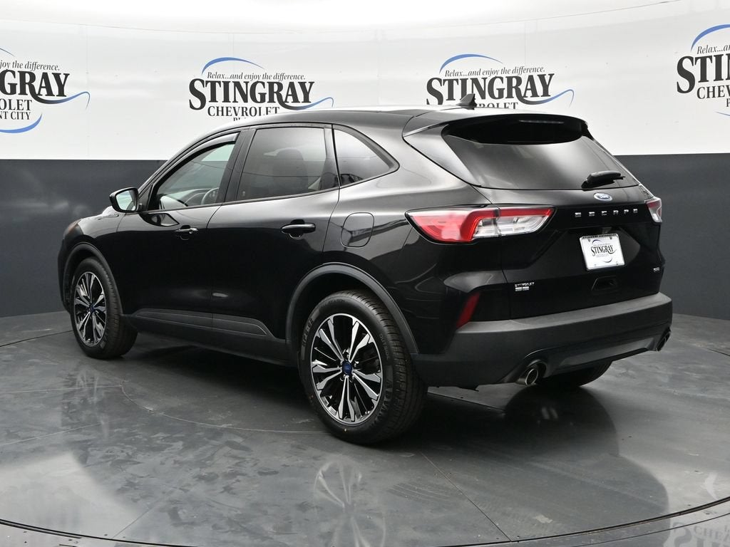 2022 Ford Escape SE Hybrid