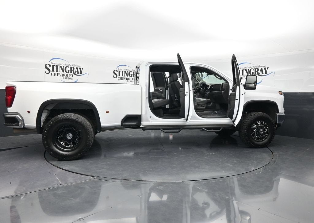 2025 Chevrolet Silverado 3500 HD LTZ DRW