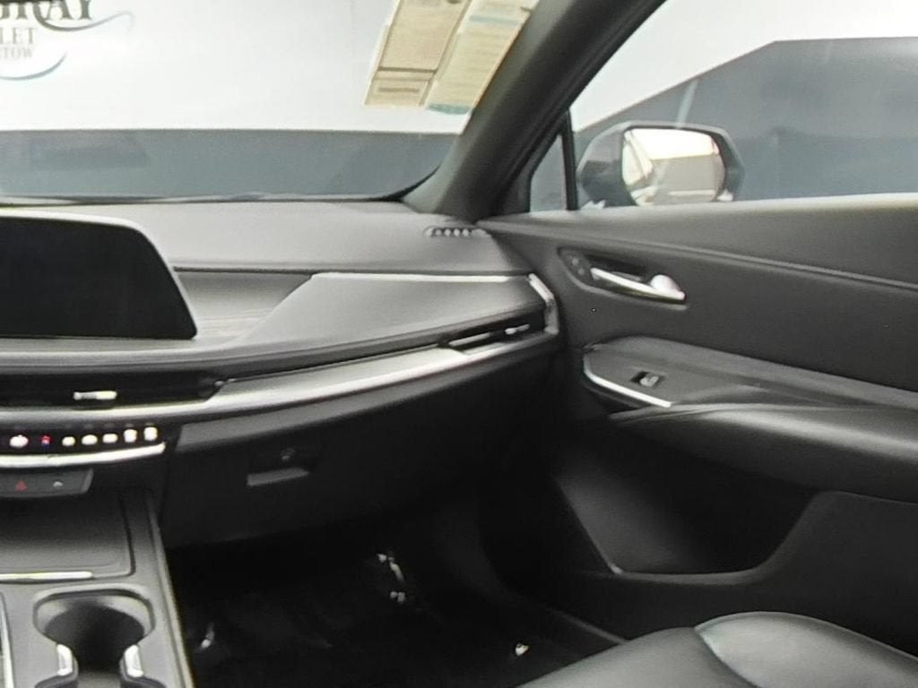 2024 Cadillac XT4 Premium Luxury