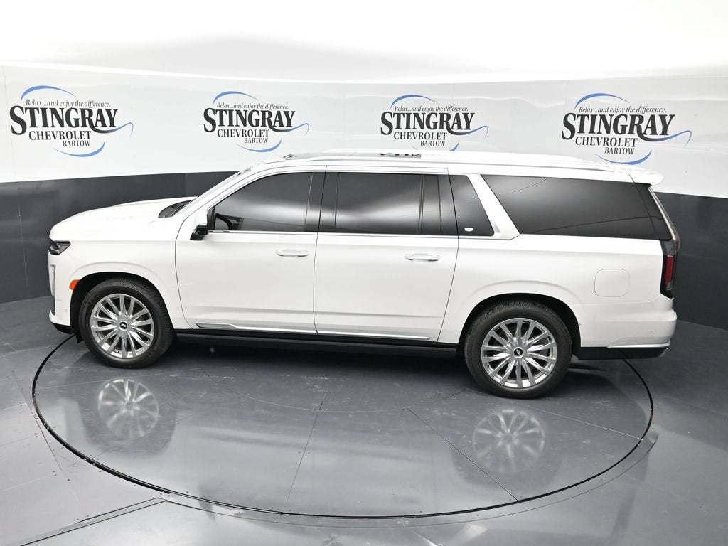 2022 Cadillac Escalade ESV Premium Luxury