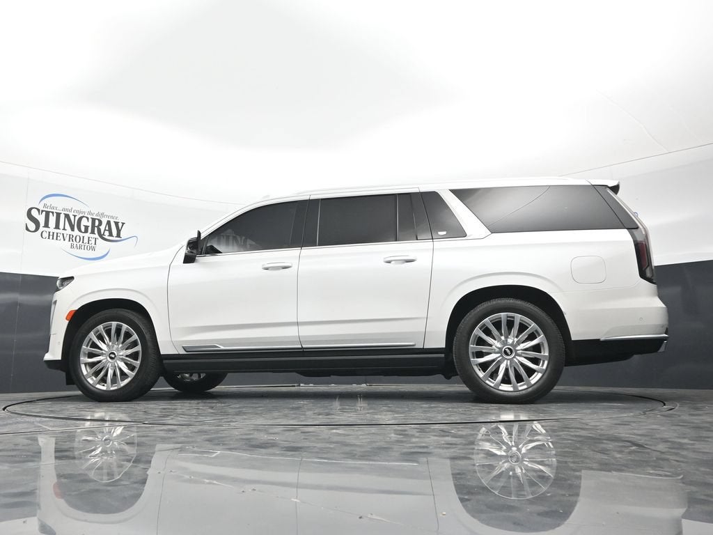 2022 Cadillac Escalade ESV Premium Luxury