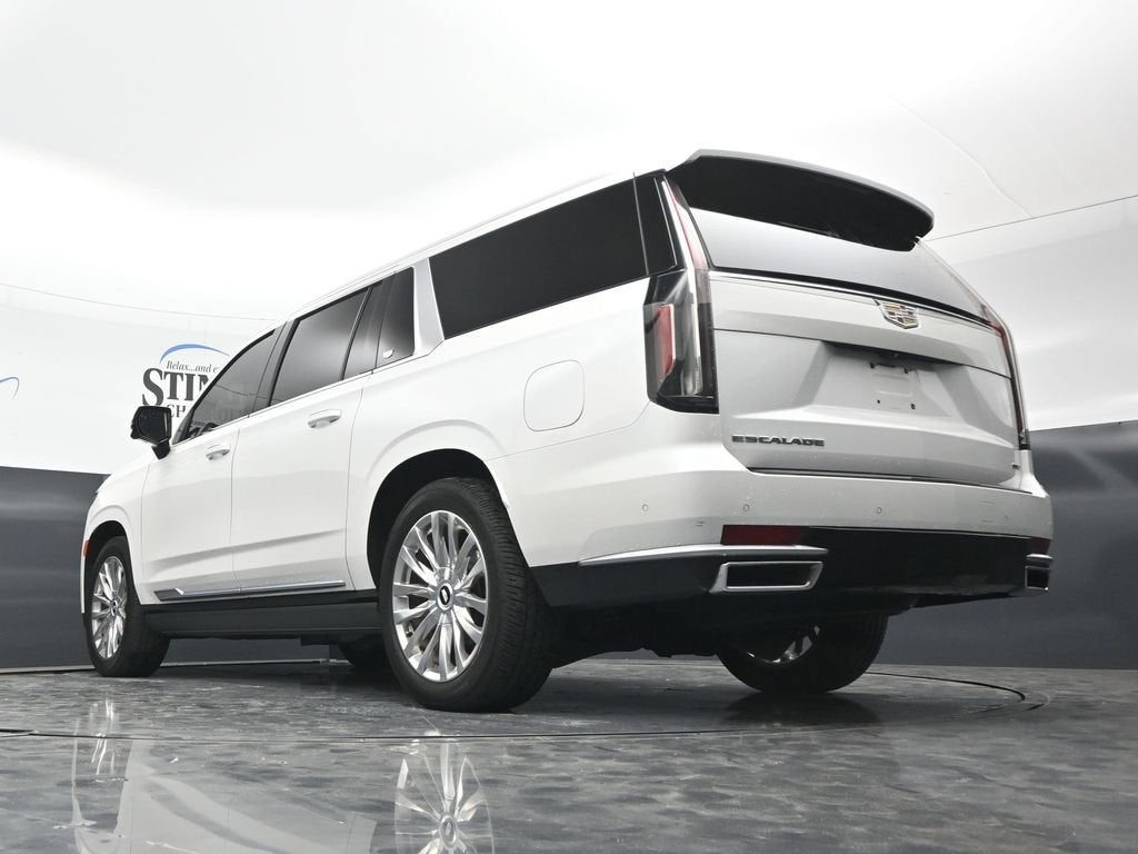2022 Cadillac Escalade ESV Premium Luxury