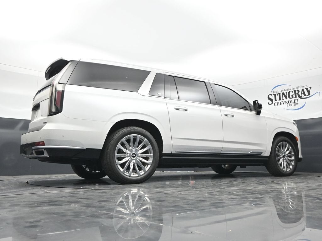 2022 Cadillac Escalade ESV Premium Luxury