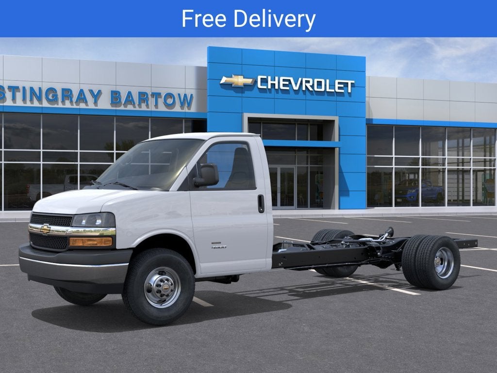 2026 Chevrolet Express Cutaway 3500 1WT
